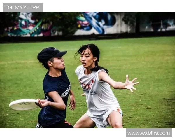 西安飞盘队在世界滑板锦标赛中的默契配合与精彩表现分析